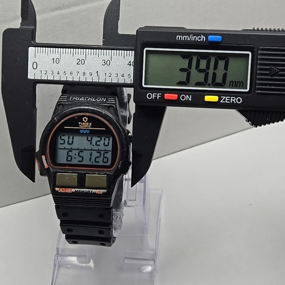 Vintage Timex Q Triathlon Watch 39mm Black Digital 8 Lap Backlight New Battery - Picture 4 of 10